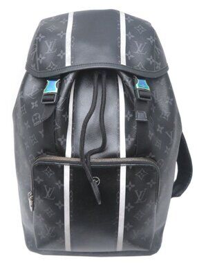 Fashion brand boutique Arlet vegan leather crossbody backpack w/matching wallet The Willa Backpack Vegan Leather Versatile with Multiple  main image 3